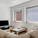 Schoene 2-raum-wohnung Im Zentrum Apartmán Waltershausen