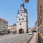 Schoene 2-raum-wohnung Im Zentrum Apartmán *