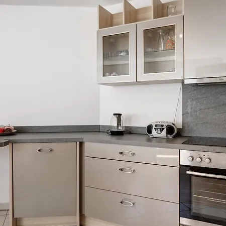 Schoene 2-raum-wohnung Im Zentrum Apartment *