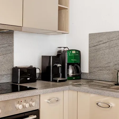Apartment Schoene 2-raum-wohnung Im Zentrum *