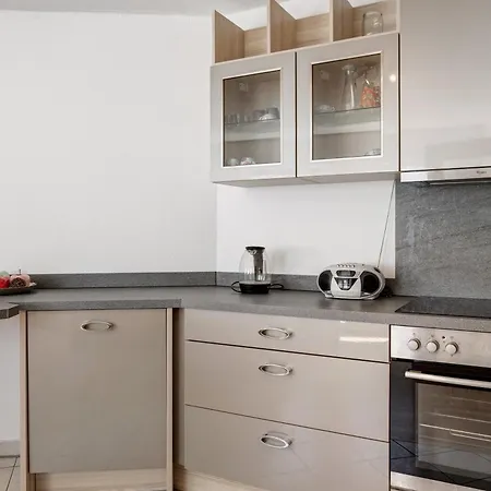 Schoene 2-raum-wohnung Im Zentrum Appartement *