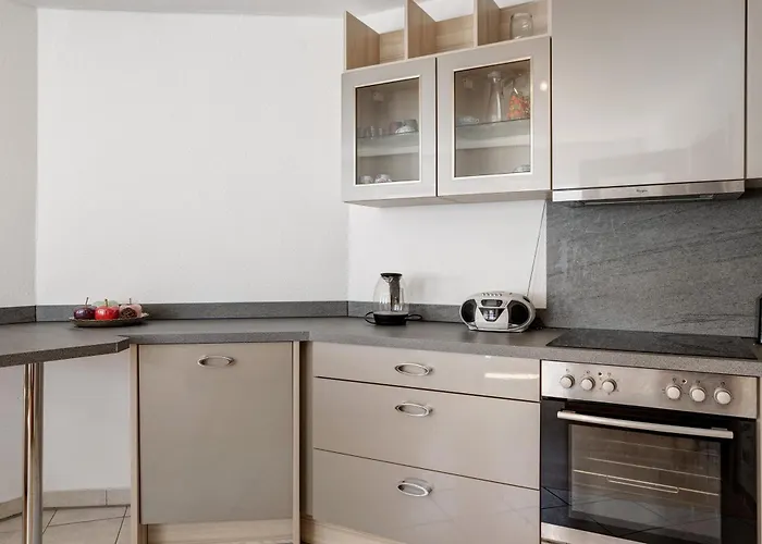 Schoene 2-raum-wohnung Im Zentrum Appartement *